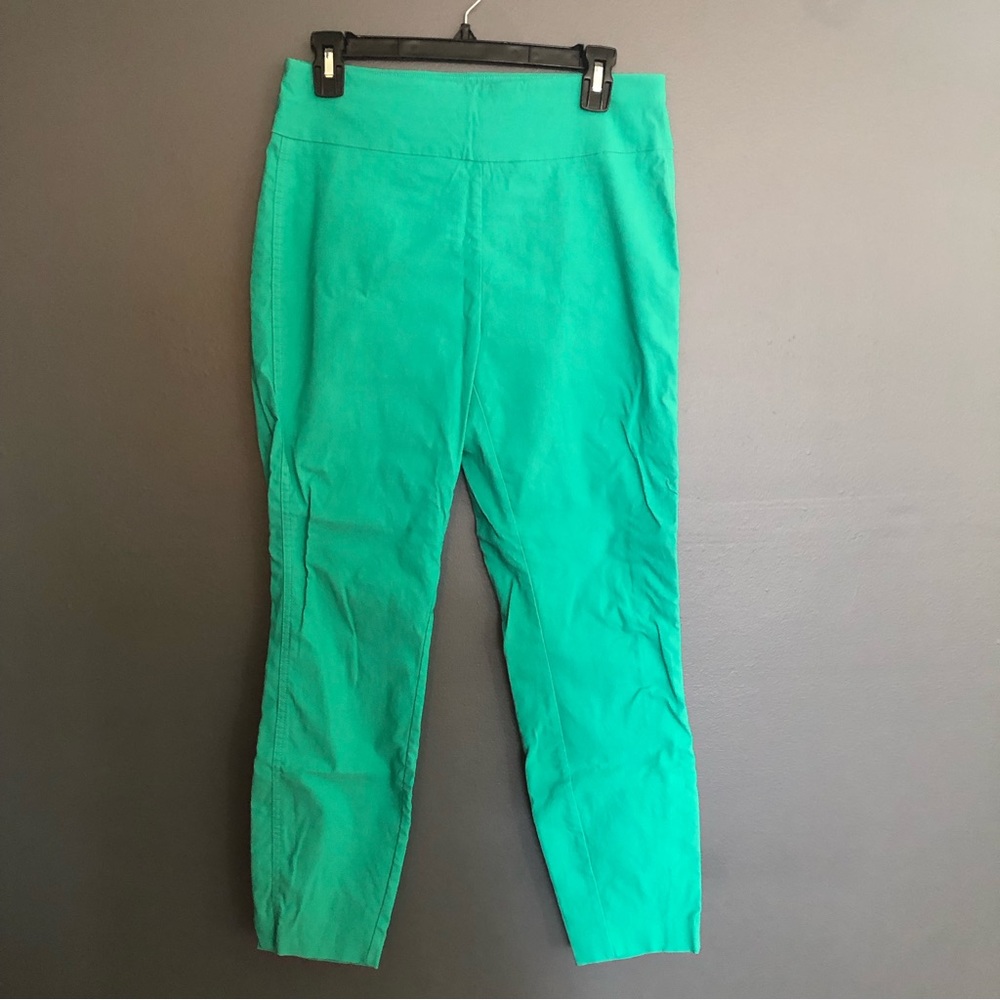 New York & Company Whitney Pull On Slim Leg Ankle Pants - Size Medium - Like New